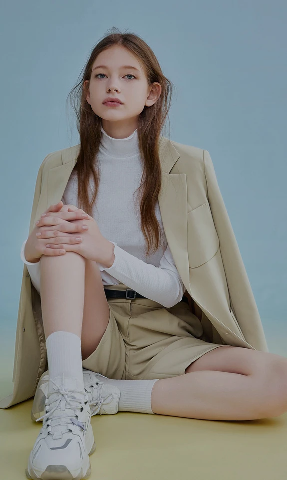 调色技巧，如何在PS中更改海报的色彩而且不影响人物本身颜色_www.haoyidiansheji.com