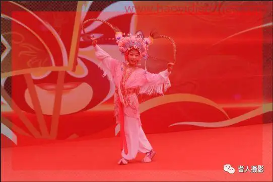 玻璃效果，制作雨后玻璃水珠效果_www.haoyidiansheji.com