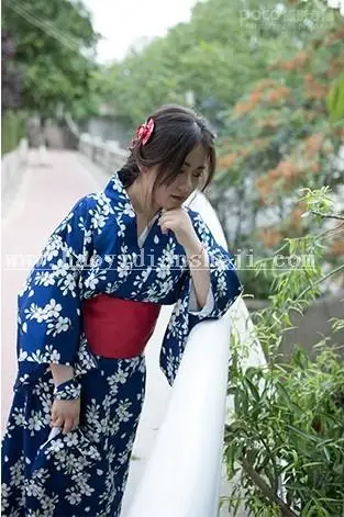 冷色调，通过LR给人物调出冷灰色调的照片_www.haoyidiansheji.com