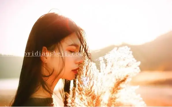 逆光效果，PS结合LR调出外景人物逆光暖色美照_www.haoyidiansheji.com