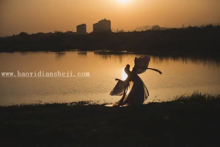 剪影效果，制作优美的夕阳下的人物剪影照_www.haoyidiansheji.com