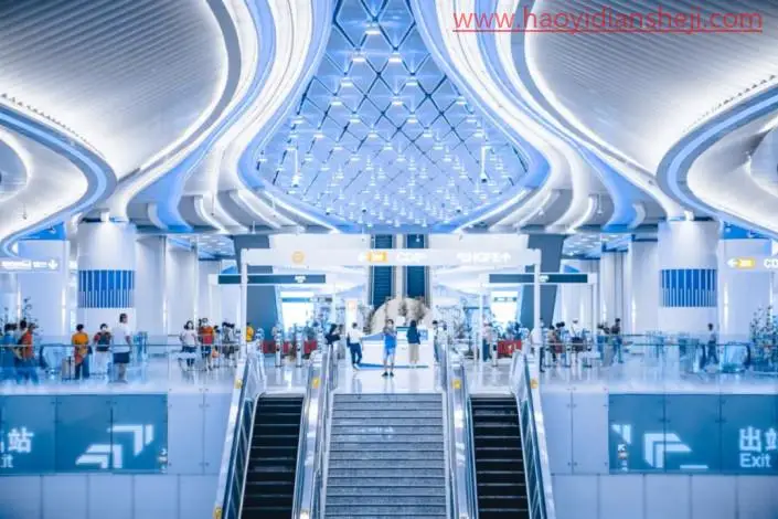 蓝色调，地铁站专属的科技感蓝色调照片_www.haoyidiansheji.com