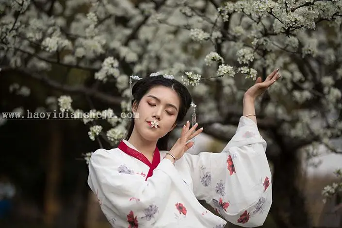 古风摄影，通过PS调出古风后期清冷白调的照片_www.haoyidiansheji.com