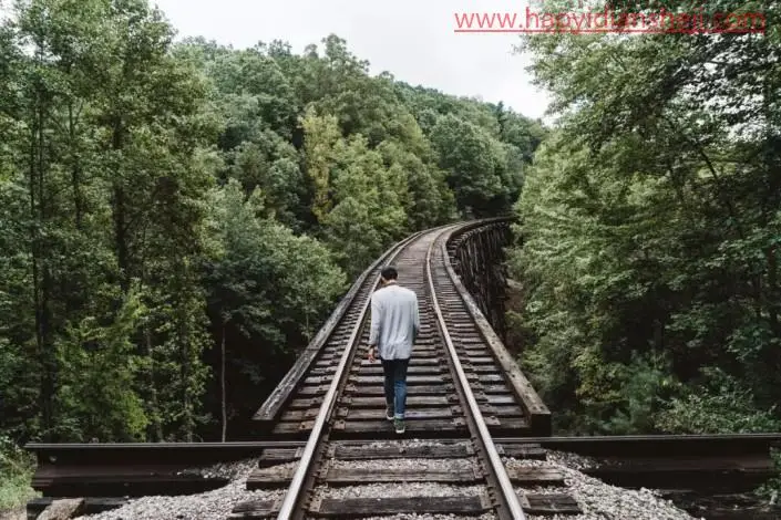 创意合成，用PS带你“走进”手机屏幕里_www.haoyidiansheji.com