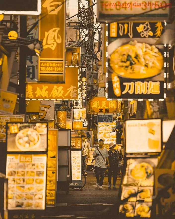 黑金风格，调出闹市黑金风格照片_www.haoyidiansheji.com