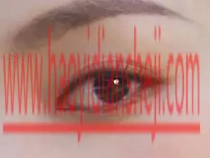 双眼皮，给贴双眼皮贴的眼睛PS的更加自然_www.haoyidiansheji.com