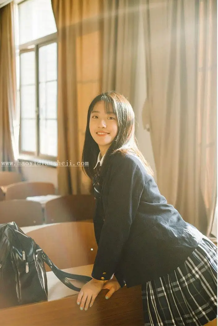 写真照片，通过PS制作清新通透的校园写真制服照片_www.haoyidiansheji.com