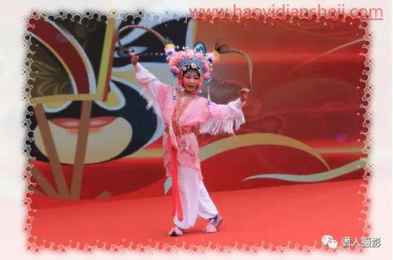 玻璃效果，制作雨后玻璃水珠效果_www.haoyidiansheji.com