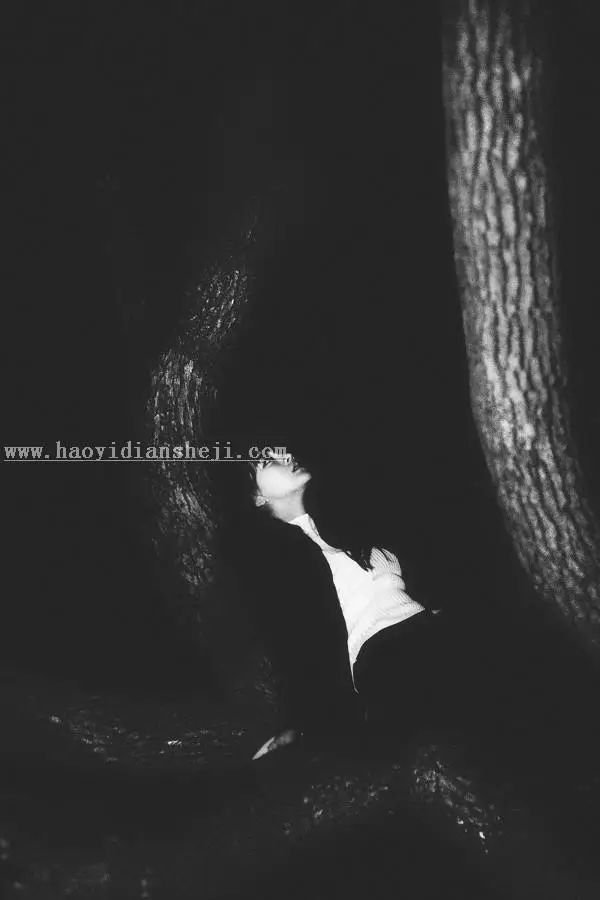 黑白效果，拯救前期不足的“躺尸”照片_www.haoyidiansheji.com