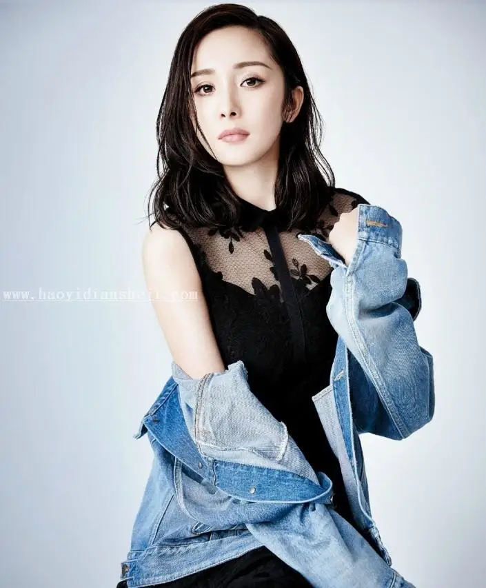 海报设计，亲手给大幂幂做一副波尔卡圆点效果海报_www.haoyidiansheji.com