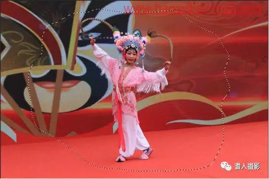 玻璃效果，制作雨后玻璃水珠效果_www.haoyidiansheji.com