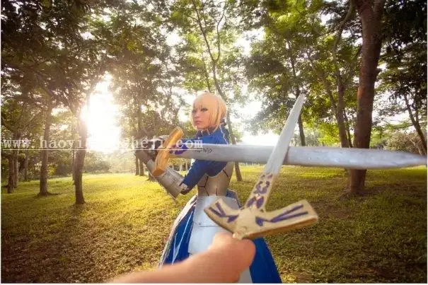 COS照片，制作梦幻柔光效果COSplay照片_www.haoyidiansheji.com