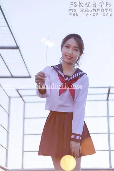 摄影后期，通过PS给夜景拍摄的烟花人像进行调色_www.haoyidiansheji.com