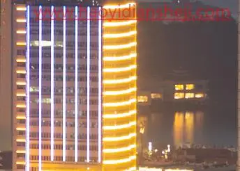 黑金风格，打造炫酷城市黑金效果_www.haoyidiansheji.com